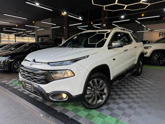 FIAT TORO 2.0 16V TURBO DIESEL RANCH 4WD AT9